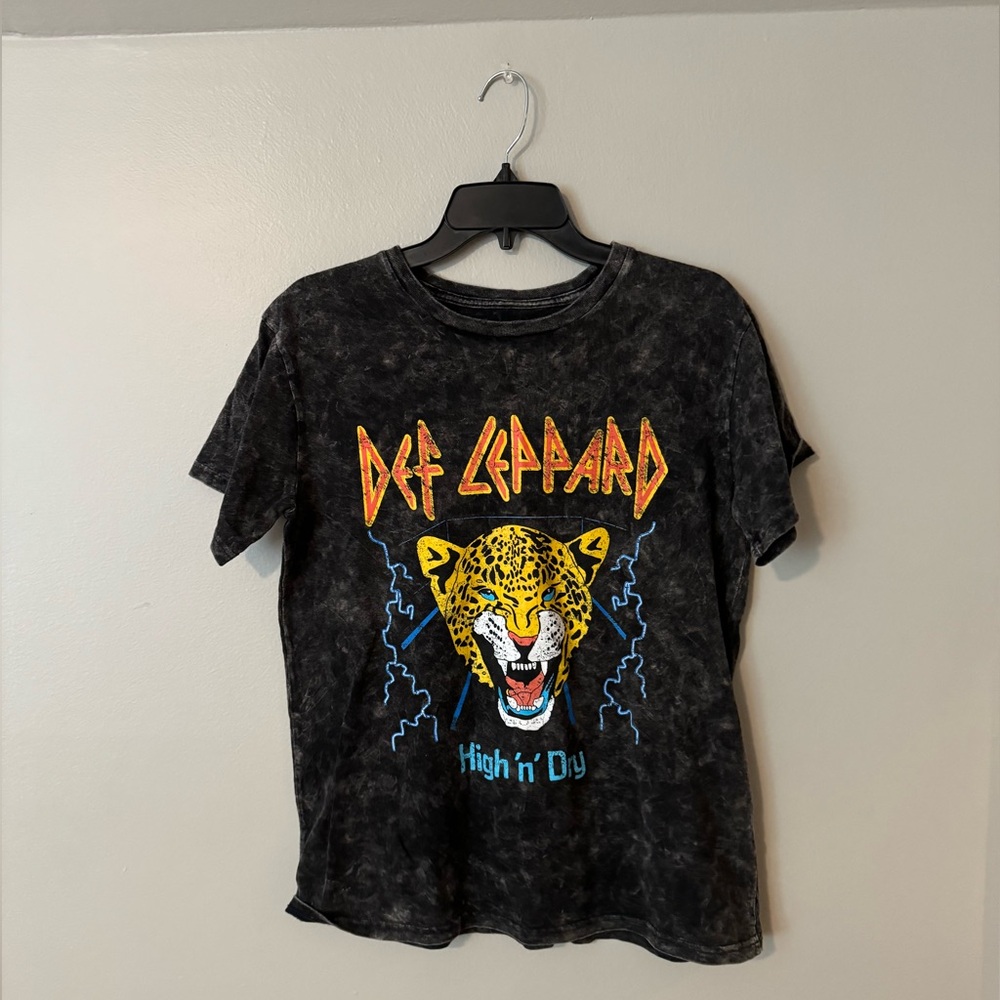 Def Leppard Black Band Tee